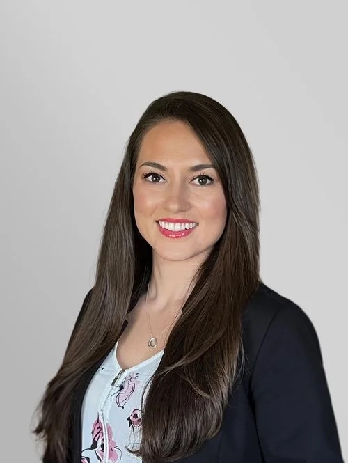 Lia W. Seara